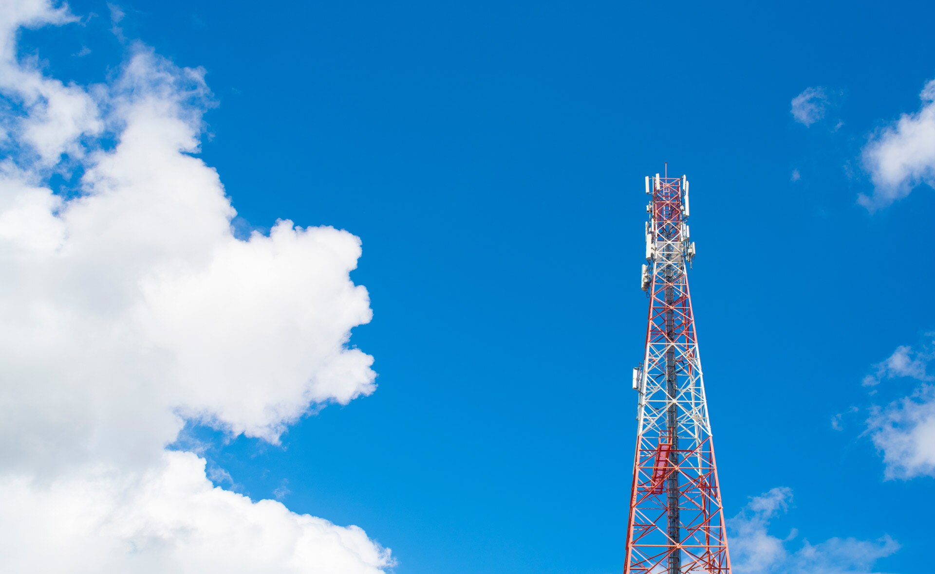 5G-y-6TG-innovacion-tecnologia-nube-digitalizacion-conexiones- 5G-y-6TG-innovacion-tecnologia-nube-digitalizacion-conexiones-