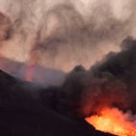BBVA-ceniza_volcan-materiales-reconstruccion-tierra-medioambiente-aprovechamiento-magma