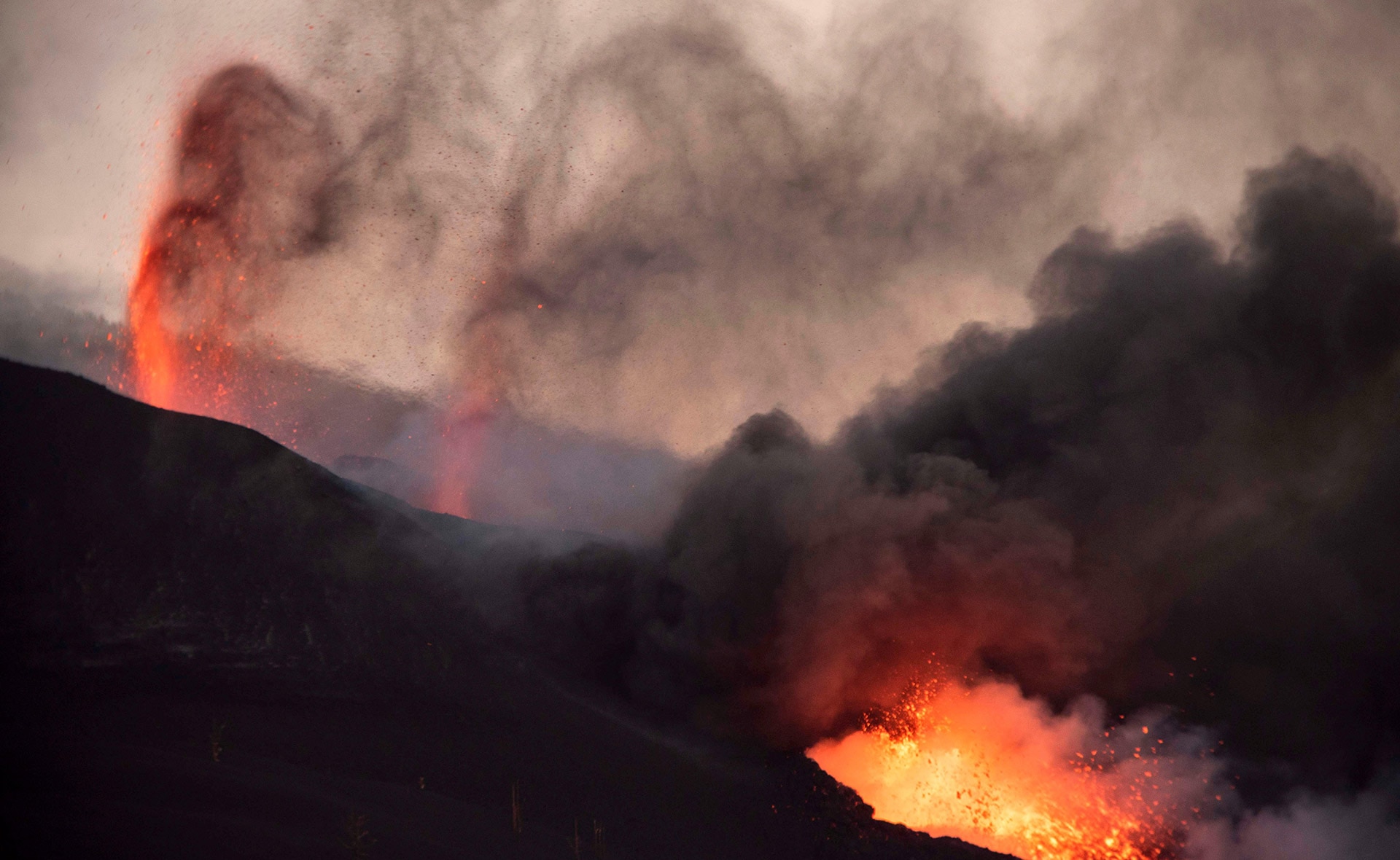 BBVA-ceniza_volcan-materiales-reconstruccion-tierra-medioambiente-aprovechamiento-magma BBVA-ceniza_volcan-materiales-reconstruccion-tierra-medioambiente-aprovechamiento-magma