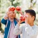 BBVA-futuro_huertos_ecologicos-sostenibilidad-cultivar-plantaciones-hogar-niños-educacion-manzanas-fruta