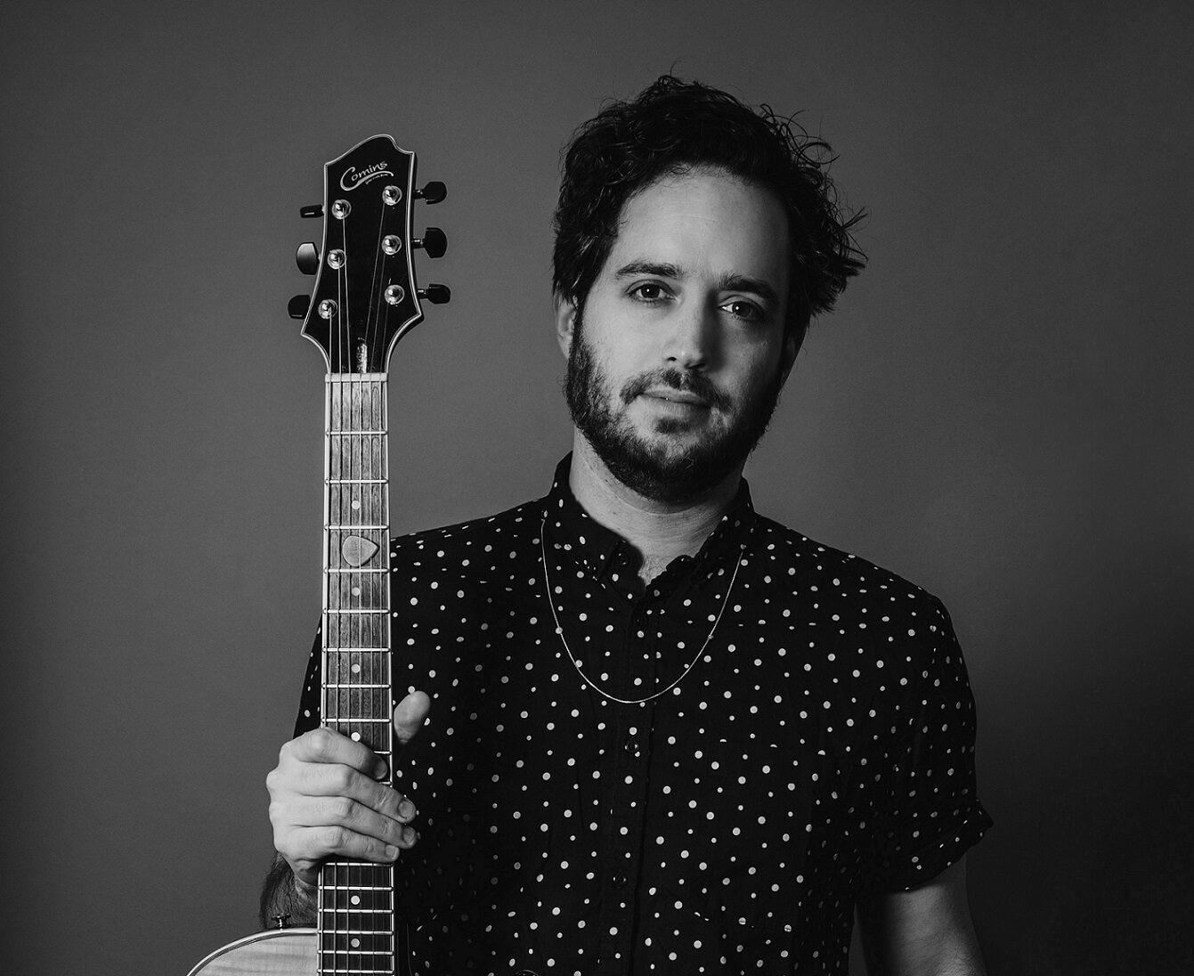Yotam Silberstein, su guitarra y la antorcha del jazz