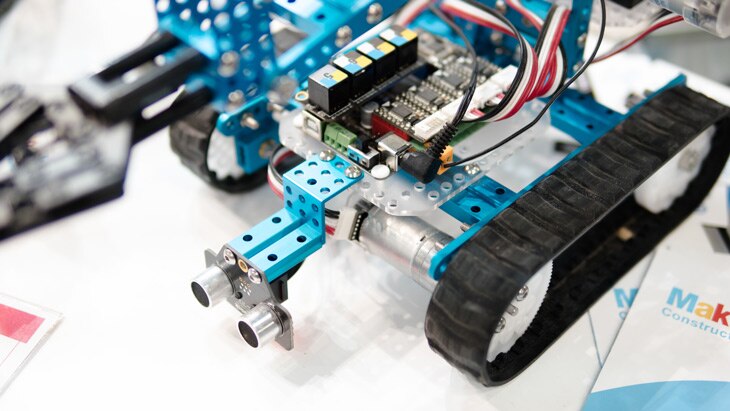 BBVA-inteligencia-artificial-educacion-colegio-aprendizaje-escuela-innovacion-enseñanza-tecnologias-robots- BBVA-inteligencia-artificial-educacion-colegio-aprendizaje-escuela-innovacion-enseñanza-tecnologias-robots-