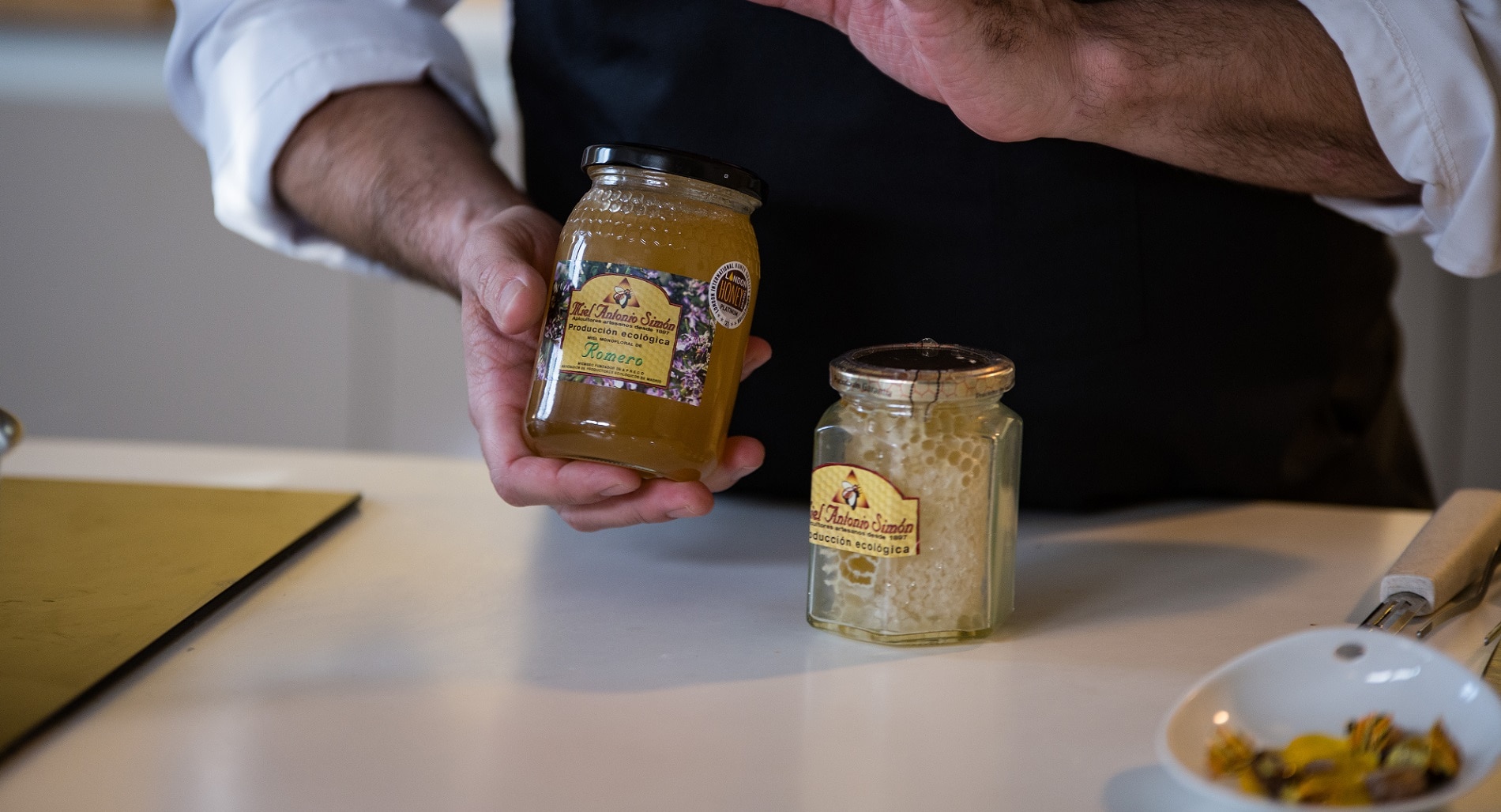 miel-antonio-simon-producto-mes-gastronomia-sostenible-BBVA
