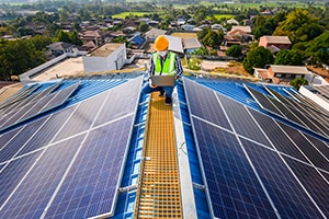 paneles-solares-energia-renovable-vivienda-BBVA-sostenibilidad