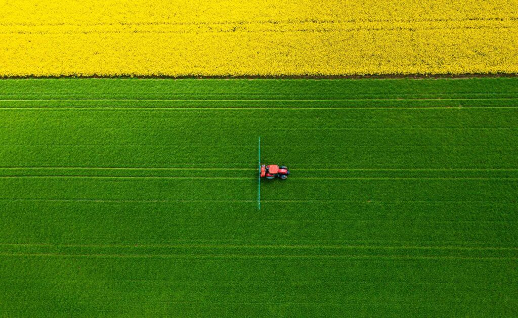 BBVA-vehiculos-autonomos-SOSTENIBILIDAD-tractores-innovacion-inteligencia-artificial-tablet-tecnologia-agricultura Los vehículos autónomos, preparados para apoyar la agricultura