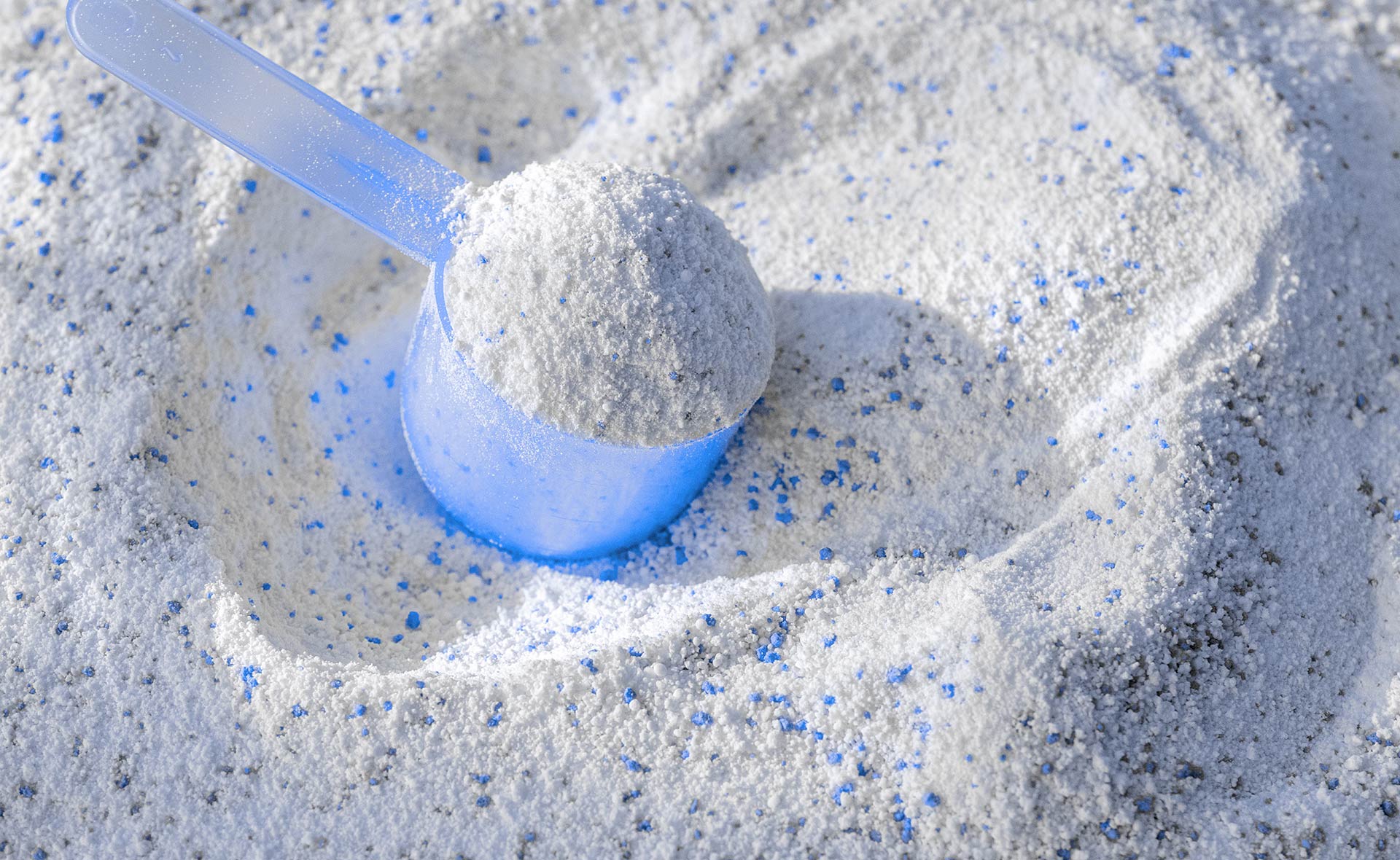 Detergentes ecológicos para la ropa: beneficios y diferencias con los convencionales