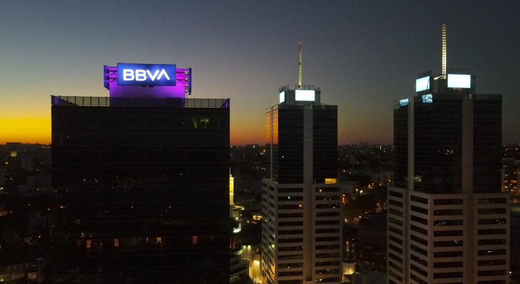 URU BBVA DIA MUJER URU BBVA DIA MUJER