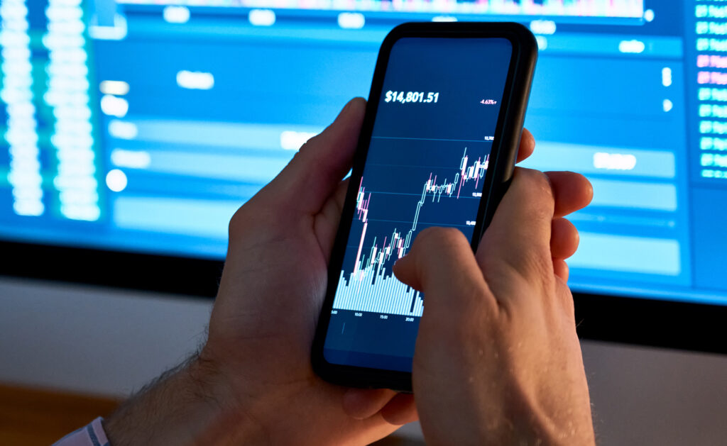 Una inversión es una cantidad de dinero que se pone a disposición de terceros para que se incremente con las ganancias que genere. ¿Qué es la inversión?