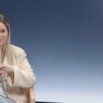 María Esclapez es psicóloga, sexóloga, terapeuta de parejas y autora del libro ‘Me quiero, te quiero’. Y como tantas otras personas, ella también ha vivido experiencias traumáticas en sus relaciones de pareja, tóxicas y dependientes, hasta encontrar la forma de salir de esa dinámica. Mitos y certezas en las relaciones personales