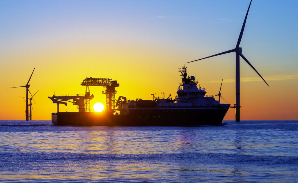 Grupo DEME, compañía con presencia mundial dedicada al sector de la ingeniería marina, ha formalizado una financiación sostenible por valor de 20 millones de euros de la mano de BBVA. El préstamo forma parte de un amplio paquete de financiación que permitirá al grupo financiar nuevas inversiones en actividades de dragado y obras ambientales.
BBVA y el grupo belga DEME cierran una operación sostenible por valor de 20 millones de euros
