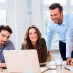 Más de 200 jóvenes de 10 universidades españolas se han formado durante el curso 2021-2022 en el ‘Startup Programme’, una iniciativa patrocinada por BBVA que ha contado con la participación de voluntarios del banco como mentores, formadores de diferentes aspectos vinculados con el emprendimiento y revisores de los proyectos. Los voluntarios de BBVA en España participan en el programa de emprendimiento universitario de la Fundación Junior Achievement