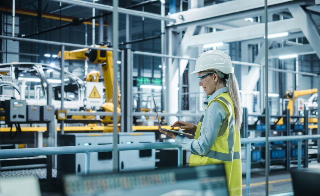 Reutilización y reciclaje de componentes, vehículos con cero emisiones, el automóvil como servicio, no como propiedad… La industria automotriz afronta un futuro más circular y se enriquece con compañías del sector eléctrico y de telecomunicaciones. Electrificación y movilidad compartida: El ecosistema de la industria automotriz se hace más circular