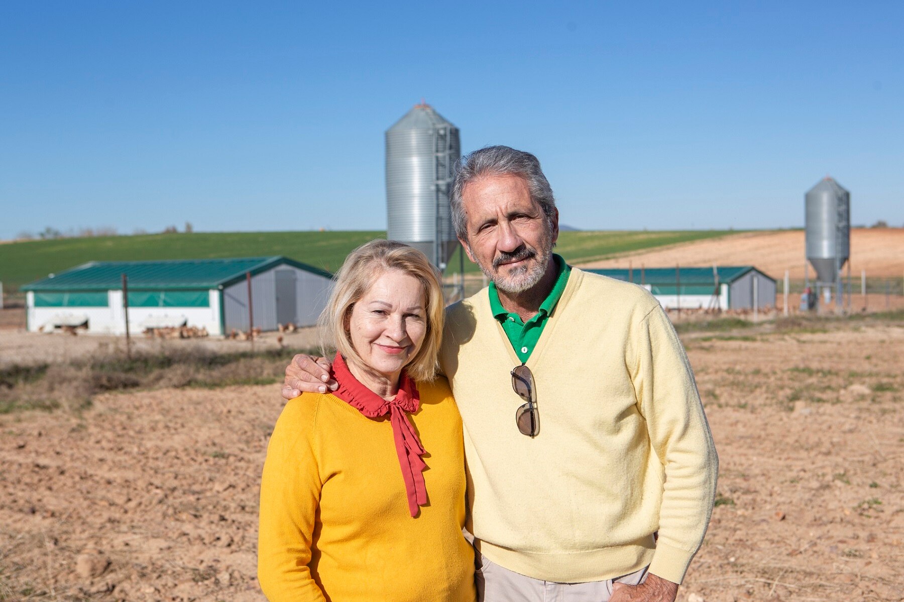 BBVA ha dado a conocer el nombre de los diez ganadores de la tercera edición de los Premios a los Mejores Productores Sostenibles. BBVA y los hermanos Roca premian a los diez mejores productores sostenibles de España de 2022