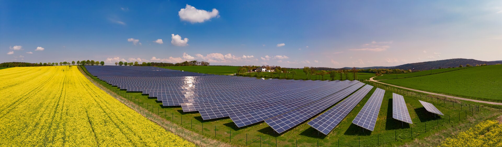 El monográfico de BBVA ‘Cómo abordar la transición sostenible de tu pyme’ muestra las claves.
La gestión transversal de la sostenibilidad para la transición ecológica de las pymes