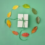 Cómo ahorrar en los gastos de Navidad planificando compras y eligiendo regalos sostenibles