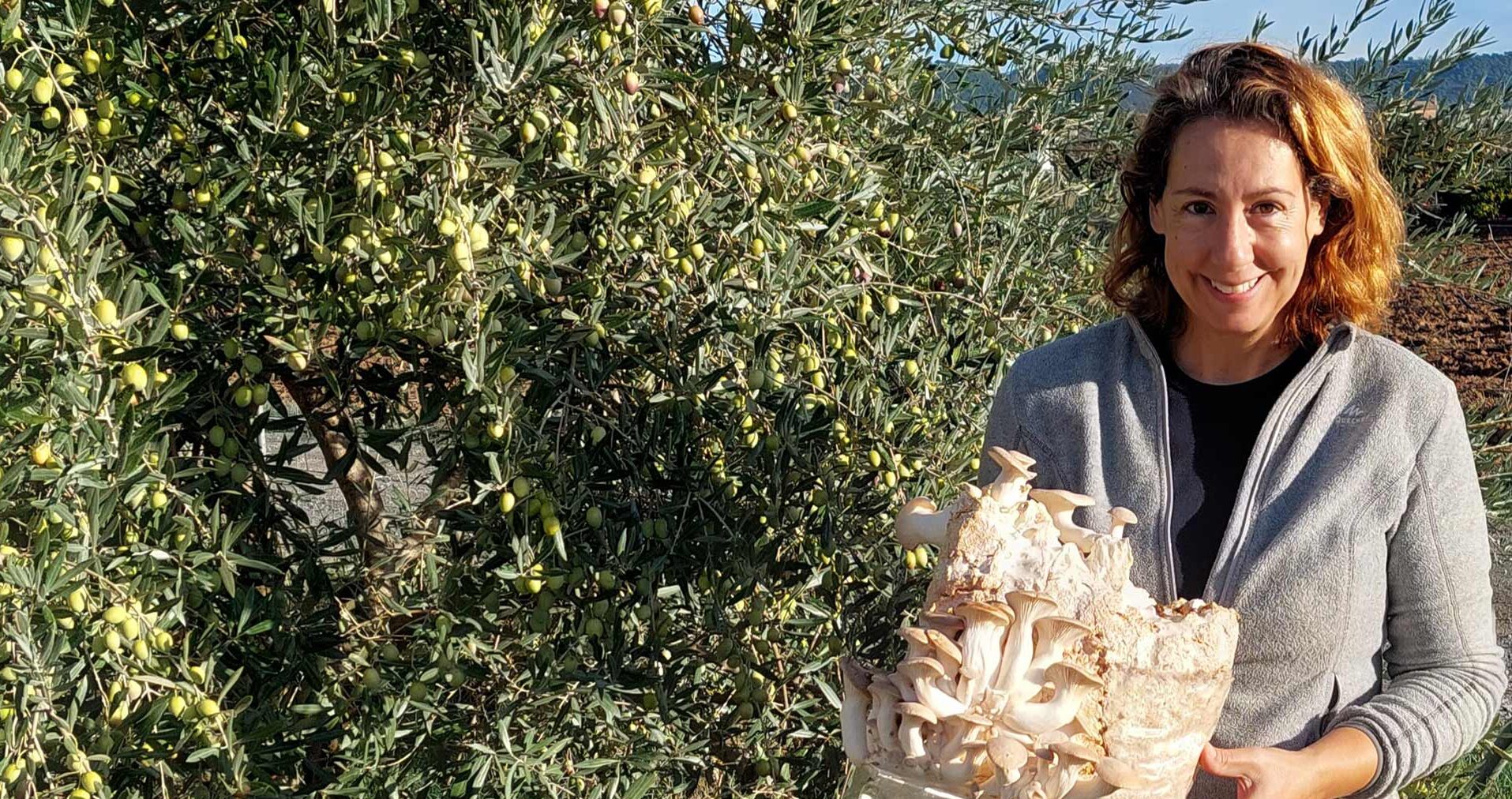 Setacor, la historia de la bióloga que logró cultivar setas a partir de hojas de olivo Setacor, la historia de la bióloga que logró cultivar setas a partir de hojas de olivo