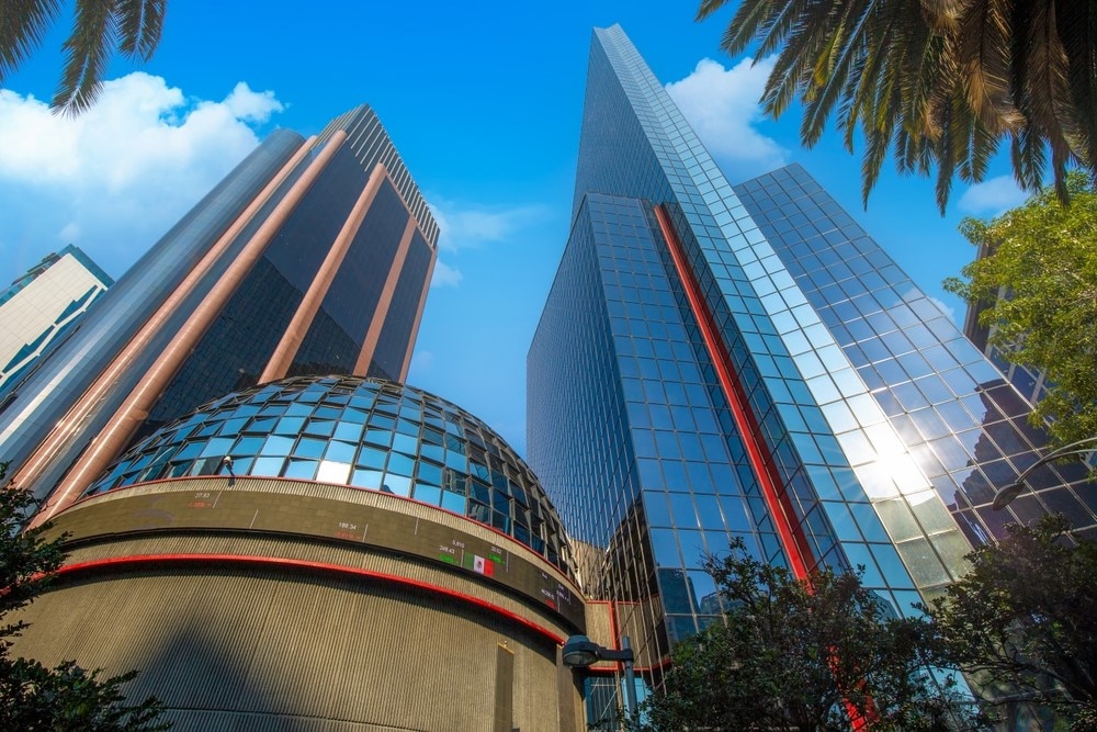 BBVA-Mexico-realiza-emision-de-bonos-por-cerca-de-15-mil-millones-de-pesos-en-la-Bolsa-Mexicana-de-Valores.