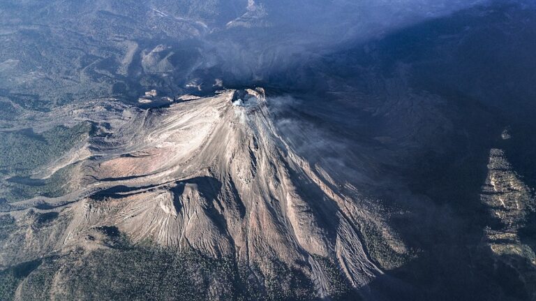 VolcandeFuegoColima