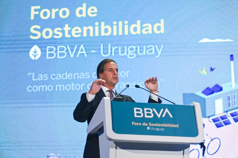 BBVA presenta su Reporte de Sostenibilidad 2022 en Uruguay
BBVA presenta su Reporte de Sostenibilidad 2022 en Uruguay