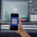 BBVA actualiza la asistencia auditiva de sus cajeros en España para adaptarla a las personas ciegas BBVA actualiza la asistencia auditiva de sus cajeros en España para adaptarla a las personas ciegas