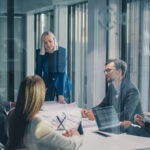 ¿Cómo se adaptan las empresas a la incertidumbre económica?