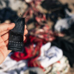 Inteligencia artificial en el reciclaje textil: ¿cómo la IA ayuda a reciclar tu ropa