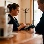 Seis de cada diez comercios clientes de BBVA en España ya simplifican sus cobros con el TPV Android