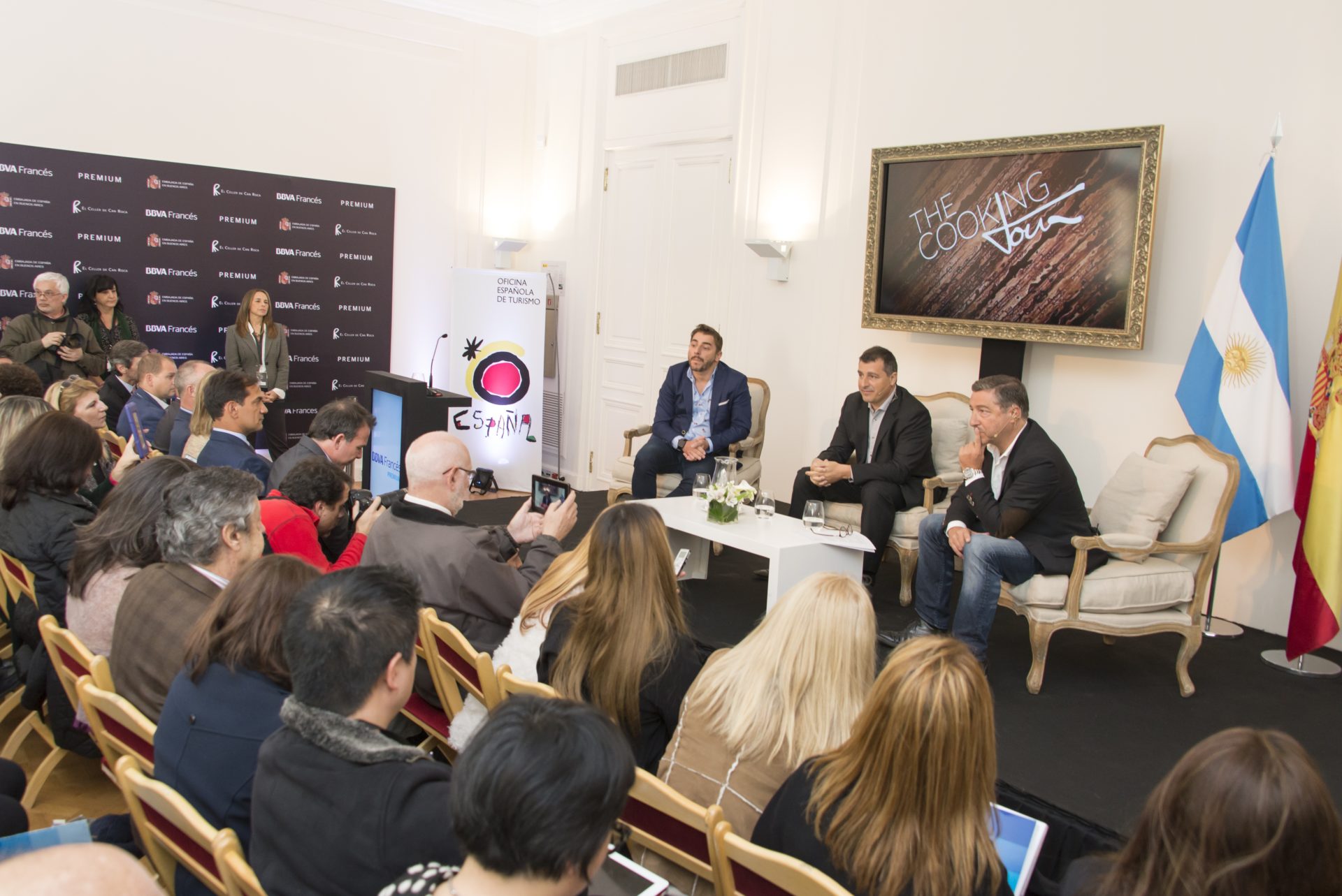 Picture of the Roca brothers at the Spanish Embassy in Buenos Aires- BBVA