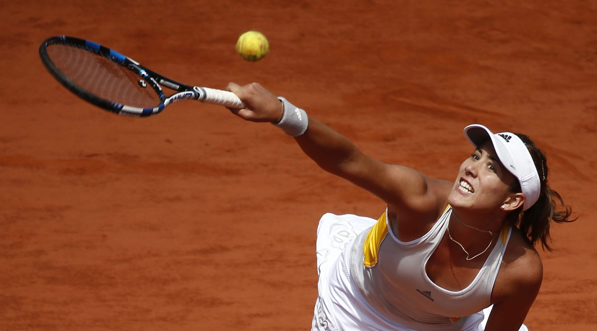 La tenista española Garbiñe Muguruza durante el partido de cuartos de final de Roland Garros