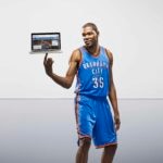 Fotografía de Kevin Durant en el anuncio de BBVA donde estés