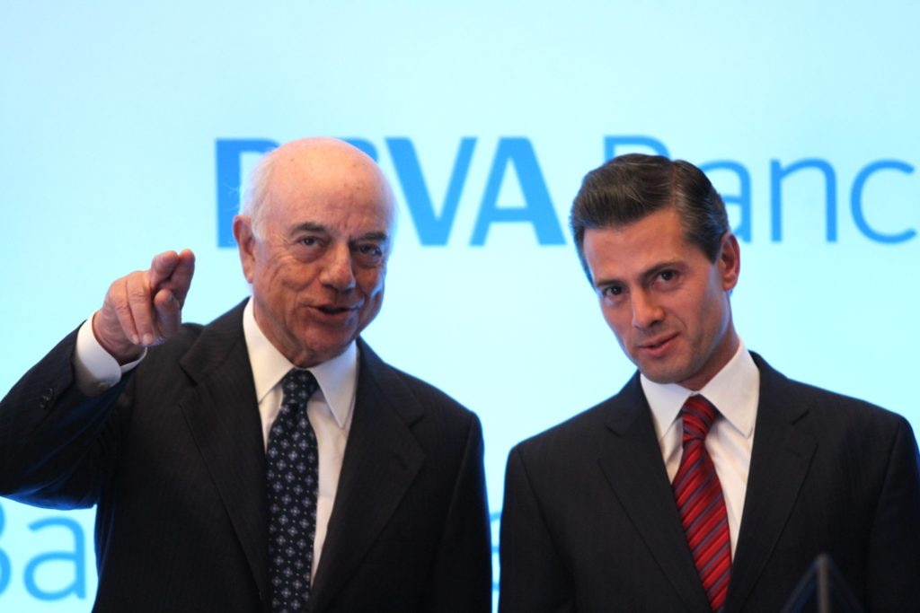 Picture of Francisco González and Enrique Peña Nieto