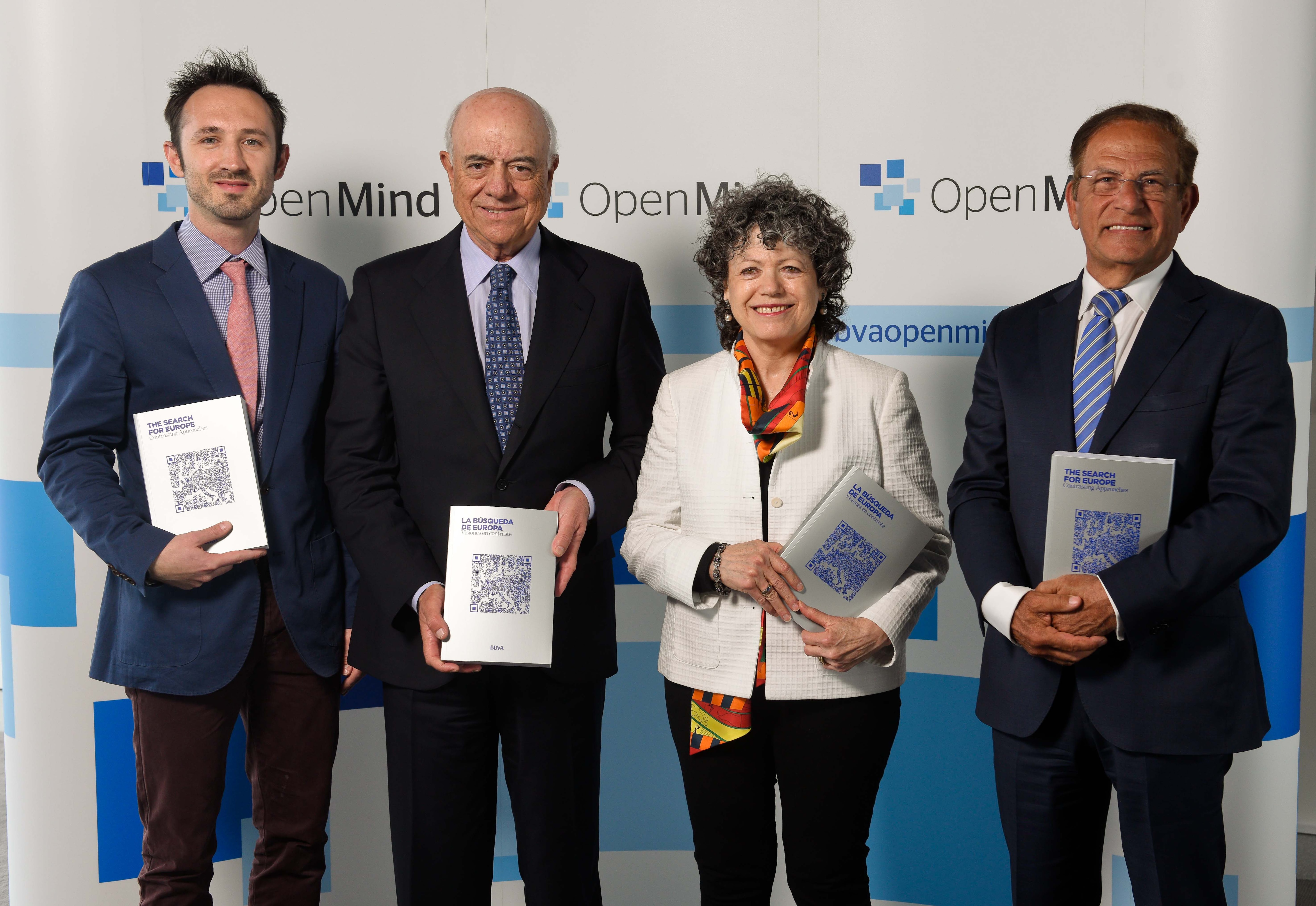 Christopher Bickerton (University of Cambridge); BBVA Chairman Francisco González; Vivien Ann Schmidt (Boston University) and Bichara Khader (Catholic University of Louvain) Christopher Bickerton (University of Cambridge); BBVA Chairman Francisco González; Vivien Ann Schmidt (Boston University) and Bichara Khader (Catholic University of Louvain)