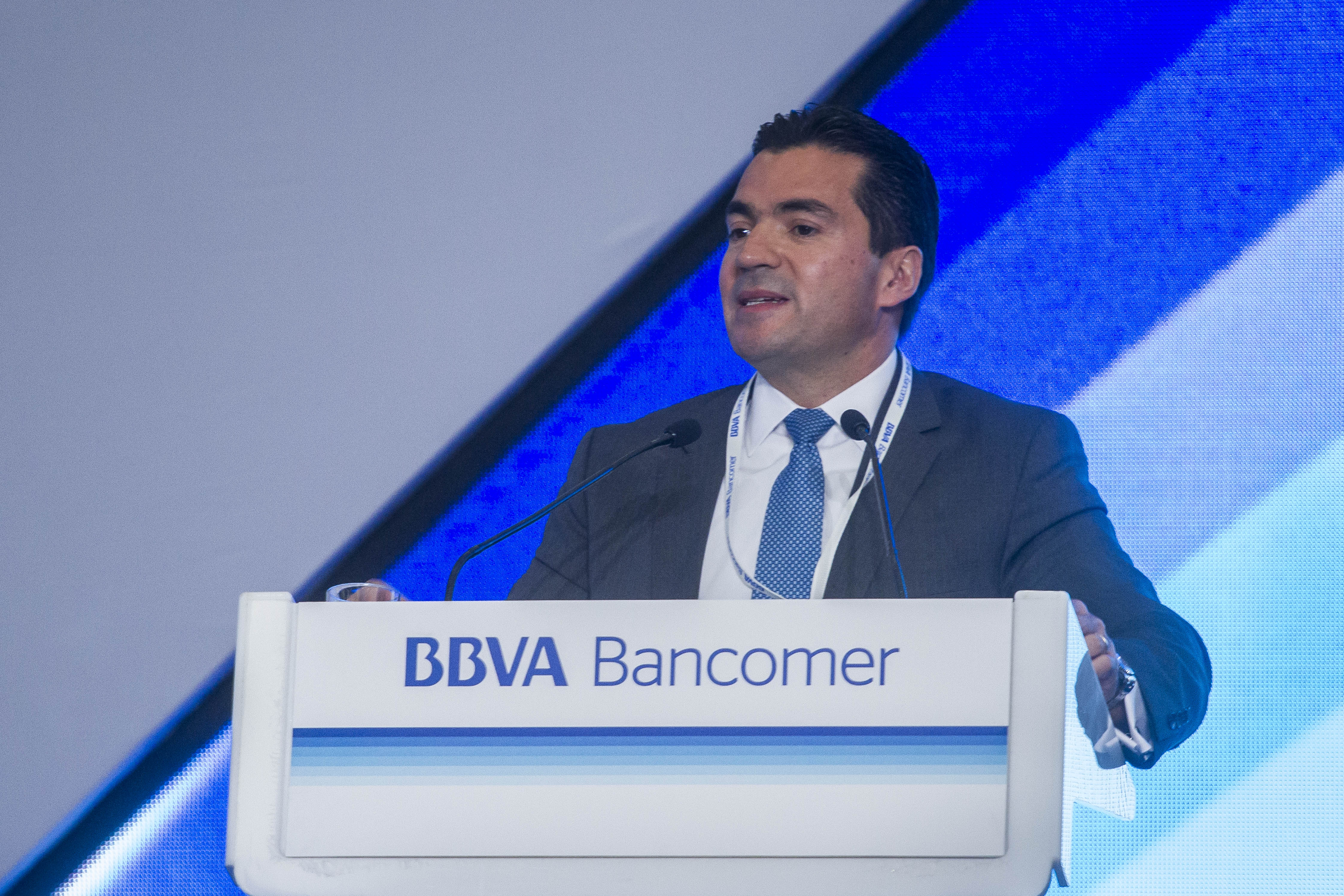 Picture of Eduardo Osuna Osuna, Deputy Chairman and CEO of BBVA Bancomer at the National Meeting of BBVA Bancomer executives