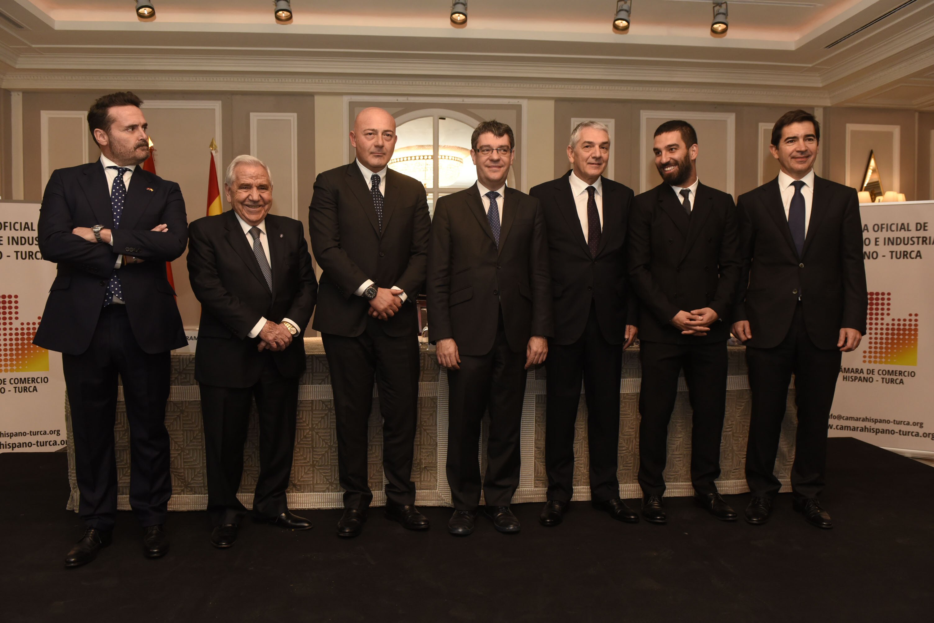 Foto de familia de los Premios Cámara Comercio Hispano-Turca 2016 Foto de familia de los Premios Cámara Comercio Hispano-Turca 2016