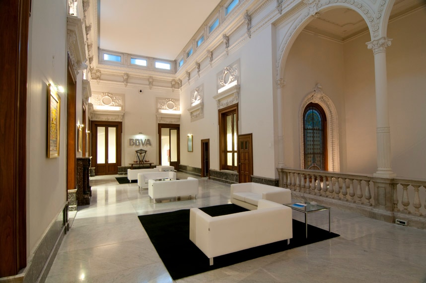 headquarters office bank main access clients uruguay picture of headquarters office bank main access clients uruguay bbva