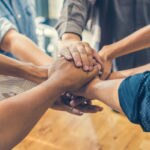 RESOURCE recurso team work job Business handshake and business people