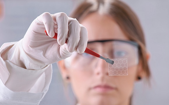graphene-material-laboratory-bbva