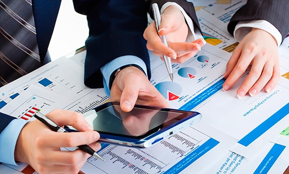 six-challenge-bank-smartphone-data-number-count-resoults-resource-bbva six-challenge-bank-smartphone-data-number-count-resoults-resource-bbva