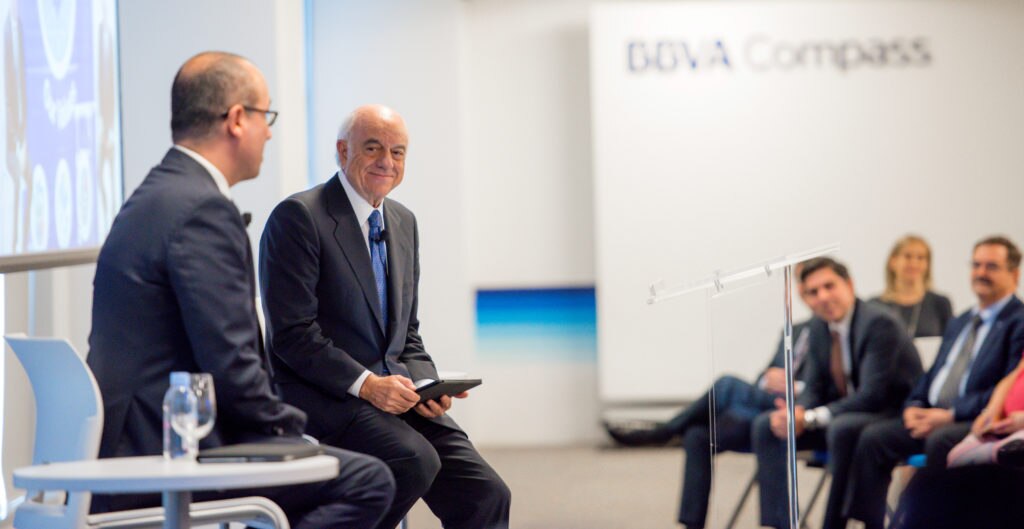 Chairman_BBVA_Francisco_González_Houston_BBVA_Compass_Harvey_22_9_17 Chairman_BBVA_Francisco_González_Houston_BBVA_Compass_Harvey_22_9_17