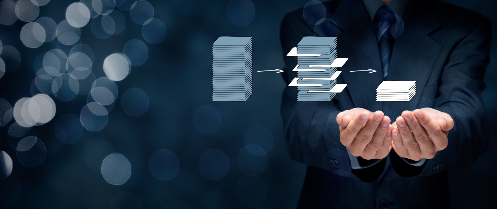 portada-big-data-documentos-manos-digital-eficiencia-empresa-bbva