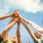 millennials-groups.young-hands-teen-bbva millennials-groups.young-hands-teen-bbva